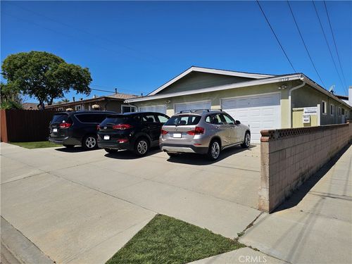2-18527 Grevillea Ave, Redondo Beach, CA, 90278-4629 | Card Image