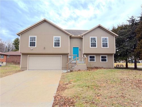 212 N 71st St, Kansas City, KS, 66112-3122 | Card Image