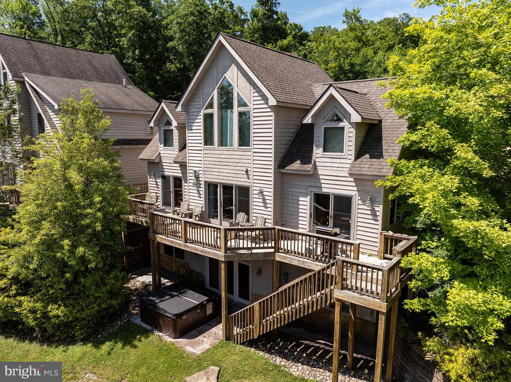 Roman Ridge Rd, Oakland, MD 21550