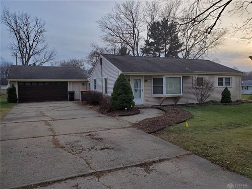 26 Leroy St, Hillsdale, MI, 49242-1942 | Card Image