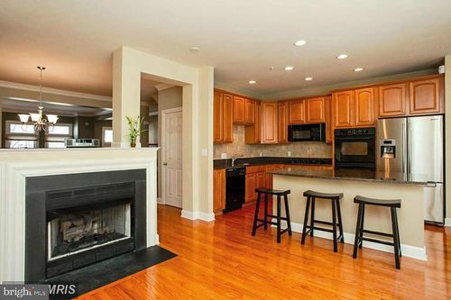 1012 Havencrest St, ROCKVILLE, MD, 20850-6090 | Card Image