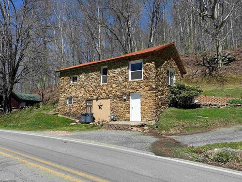 968 Bunner Ridge Rd, Fairmont, WV, 26554-5261 | Card Image