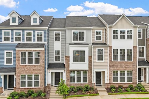 103-319 Chesapeake Commons St, Garner, NC, 27529-5356 | Card Image