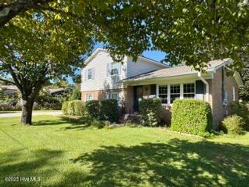 4925 Pleasant Oaks Dr, Wilmington, NC, 28412-7704 | Card Image