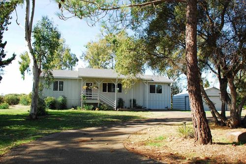 3710 Lakeview Dr, Shingle Springs, CA, 95682-9391 | Card Image