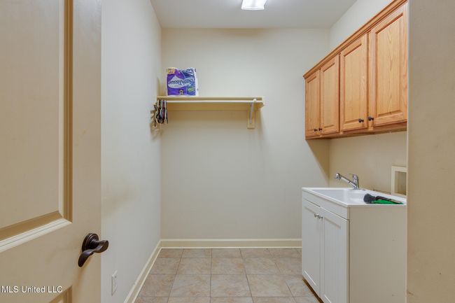 laundry room | Image 44