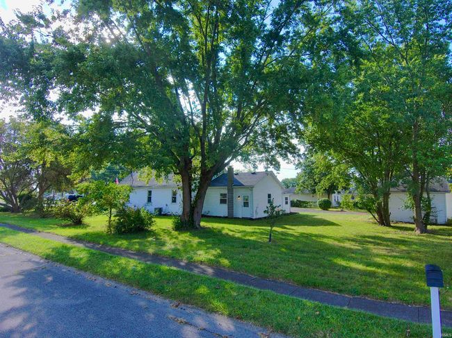 1401 N Quarry Rd, House other with 5 bedrooms, 2 bathrooms and null parking in Marion IN | Image 34