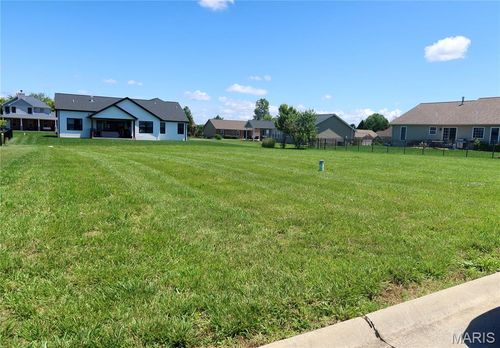 405 Bardswell Dr, Millstadt, IL, 62260-2304 | Card Image