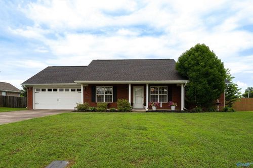 18344 Foxford Ln, Athens, AL, 35613-8613 | Card Image