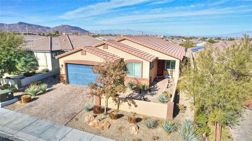 1290 El Solindo Ln, Henderson, NV, 89002-8602 | Card Image