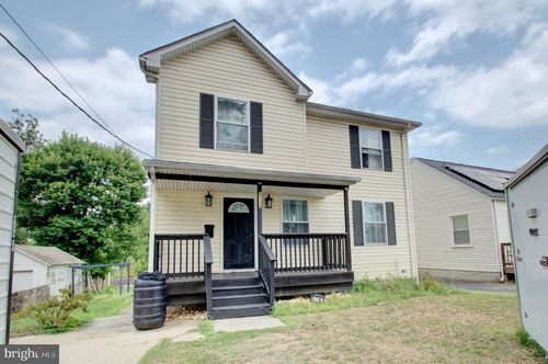 6708 Boxwood Dr, Suitland, MD, 20746 | Card Image