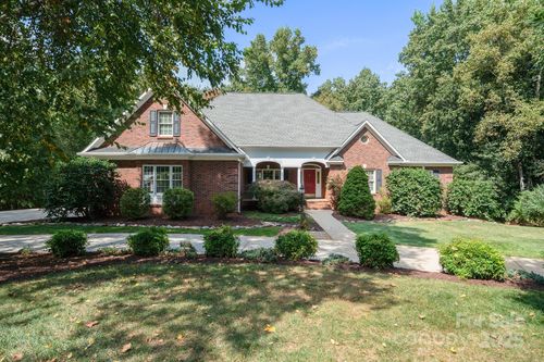 675 Heather Dr, Lincolnton, NC, 28092-8537 | Card Image