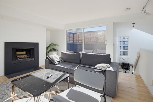 9-1934 Barclay St, Vancouver, BC, V6G1L3 | Card Image