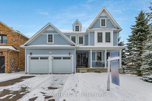 35 Viscount Way, Mount Albert, ON, L0G1M0 | Card Image