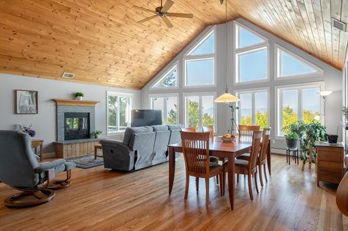 48 White Mountain Way, Bridgton, ME, 04009 | Card Image