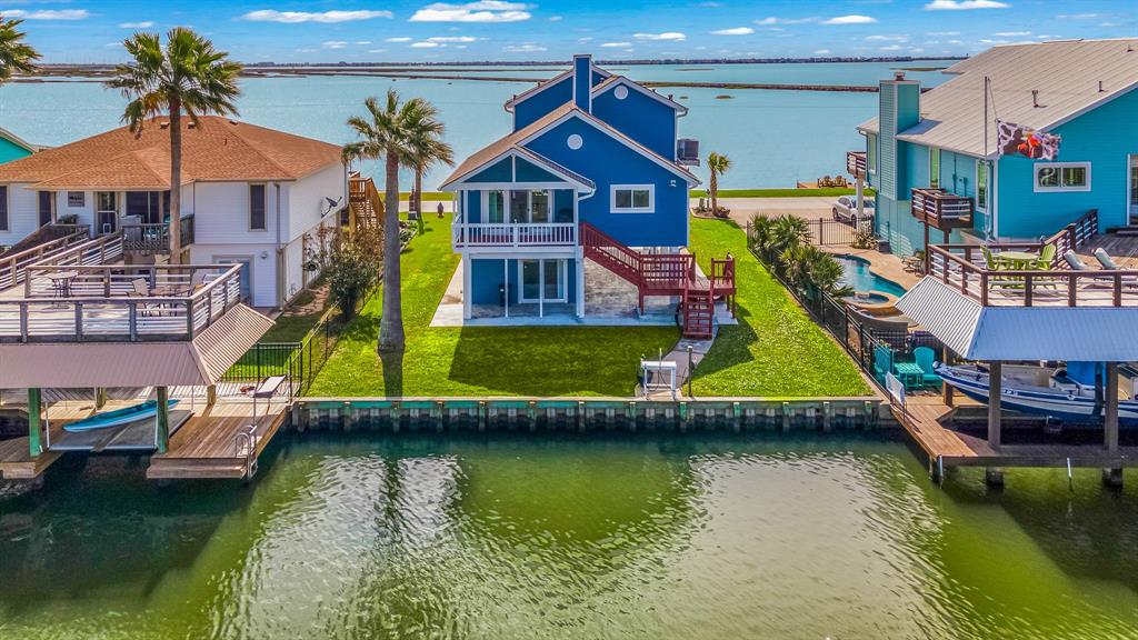 Blue Heron St, Hitchcock, TX 77563