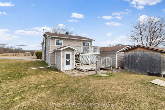 404 County Rd 29, House other with 3 bedrooms, 2 bathrooms and 10 parking in Toledo ON | Image 28