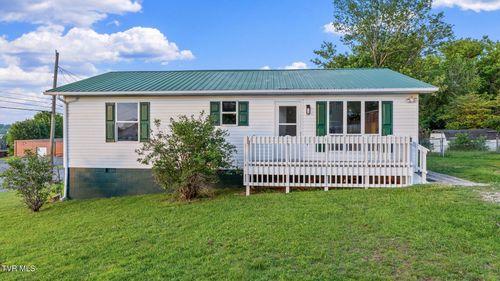 703 Kelly St, Morristown, TN, 37813-5581 | Card Image