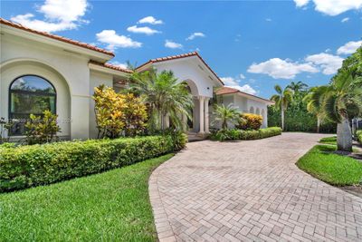 14441 Sw 82 Ave, House other with 4 bedrooms, 4 bathrooms and null parking in Palmetto Bay FL | Image 1