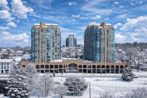 605-140 Dunlop St E, Barrie, ON, L4M6H9 | Card Image