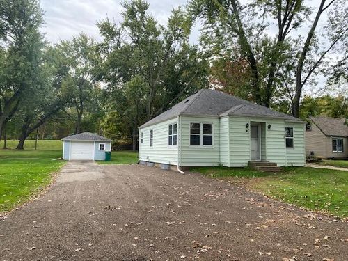 19 24th Ct, Springfield, MI, 49037-4805 | Card Image