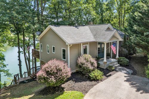 335 Lakecrest Dr, Hardy, VA, 24101-3187 | Card Image