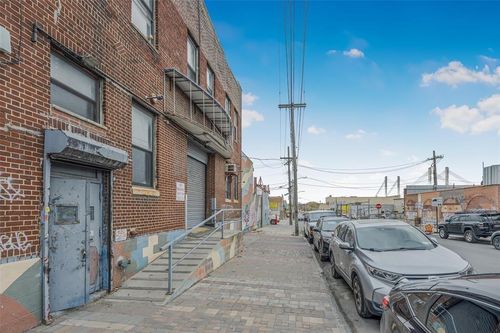 857 Meeker Ave, Brooklyn, NY, 11222-4507 | Card Image