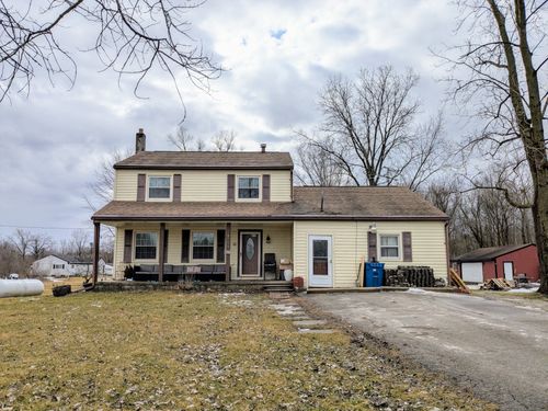 8033 Lambs Rd, Wales, MI, 48027-2613 | Card Image