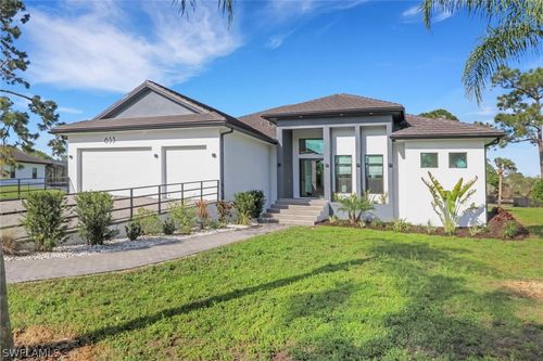 653 23rd St Sw, NAPLES, FL, 34117-3225 | Card Image