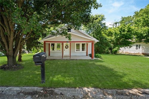 123 E Main Street, Pekin, IN, 47165 | Card Image