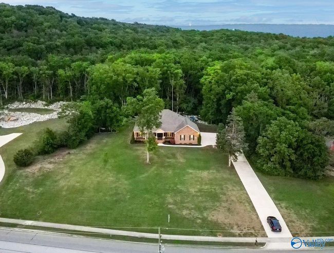 12313 Bell Rd Sw, House other with 4 bedrooms, 3 bathrooms and null parking in Huntsville AL | Image 47