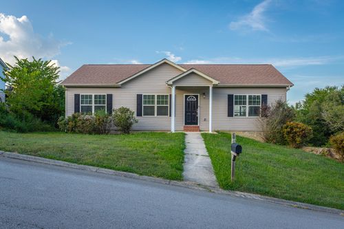 9936 Falcon Crest Dr, Ooltewah, TN, 37363-9813 | Card Image