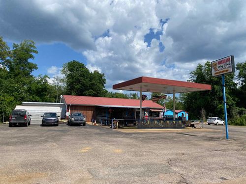 26280 Highway 69, Adamsville, TN, 38310-3610 | Card Image