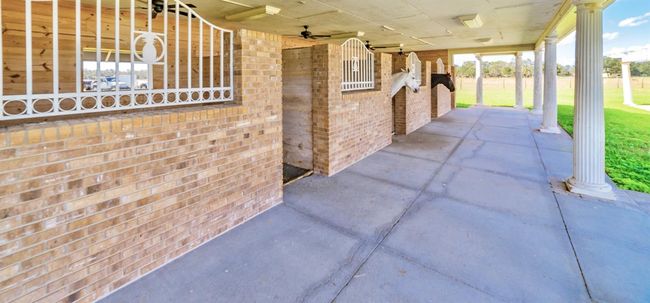 15200 Rawls Rd, House other with 3 bedrooms, 4 bathrooms and null parking in Sarasota FL | Image 12