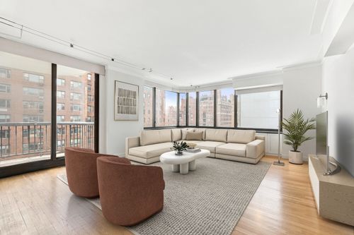 10abc-52 E End Ave, New York, NY, 10028-8096 | Card Image