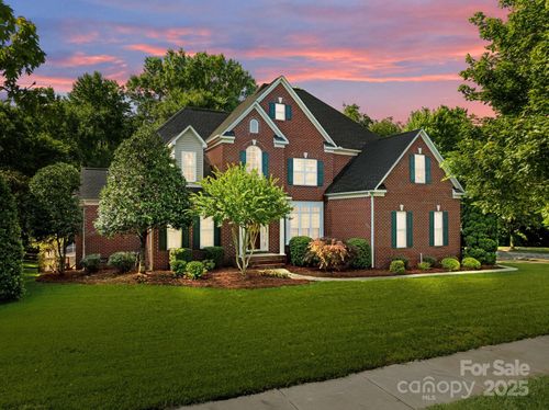 2504 Fallbrook Pl Nw, Concord, NC, 28027-7708 | Card Image
