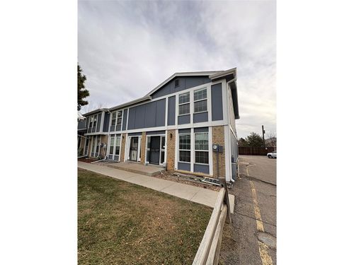 12061 E 3rd Ave, Aurora, CO, 80011-8207 | Card Image