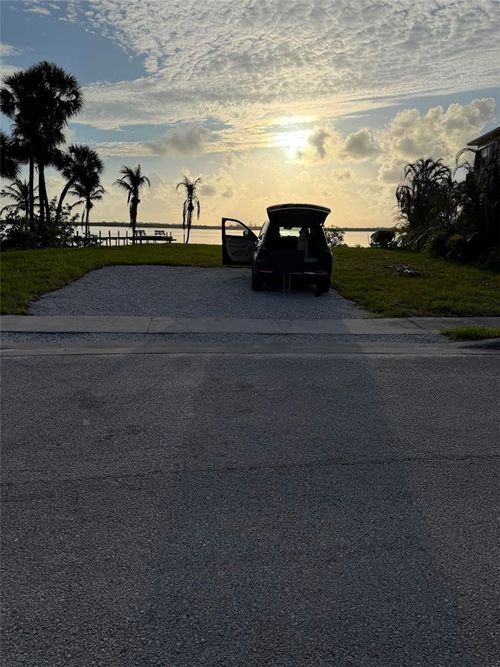 9494 52nd Ct, SEBASTIAN, FL, 32958 | Card Image