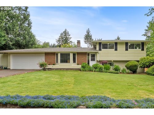 3825 Se 166th Ct, Portland, OR, 97236-1515 | Card Image