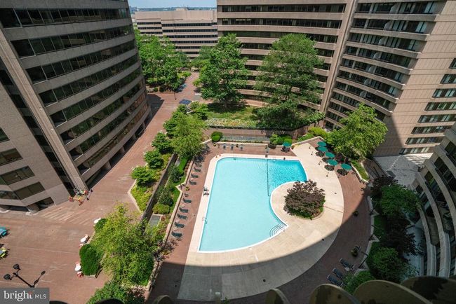 APT-1210S - 1300 Crystal Dr, Condo with 2 bedrooms, 2 bathrooms and null parking in ARLINGTON VA | Image 18