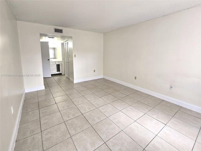 APT-9-1B - 4334 9 Th Ave, Condo with 1 bedrooms, 2 bathrooms and null parking in Deerfield Beach FL | Image 9