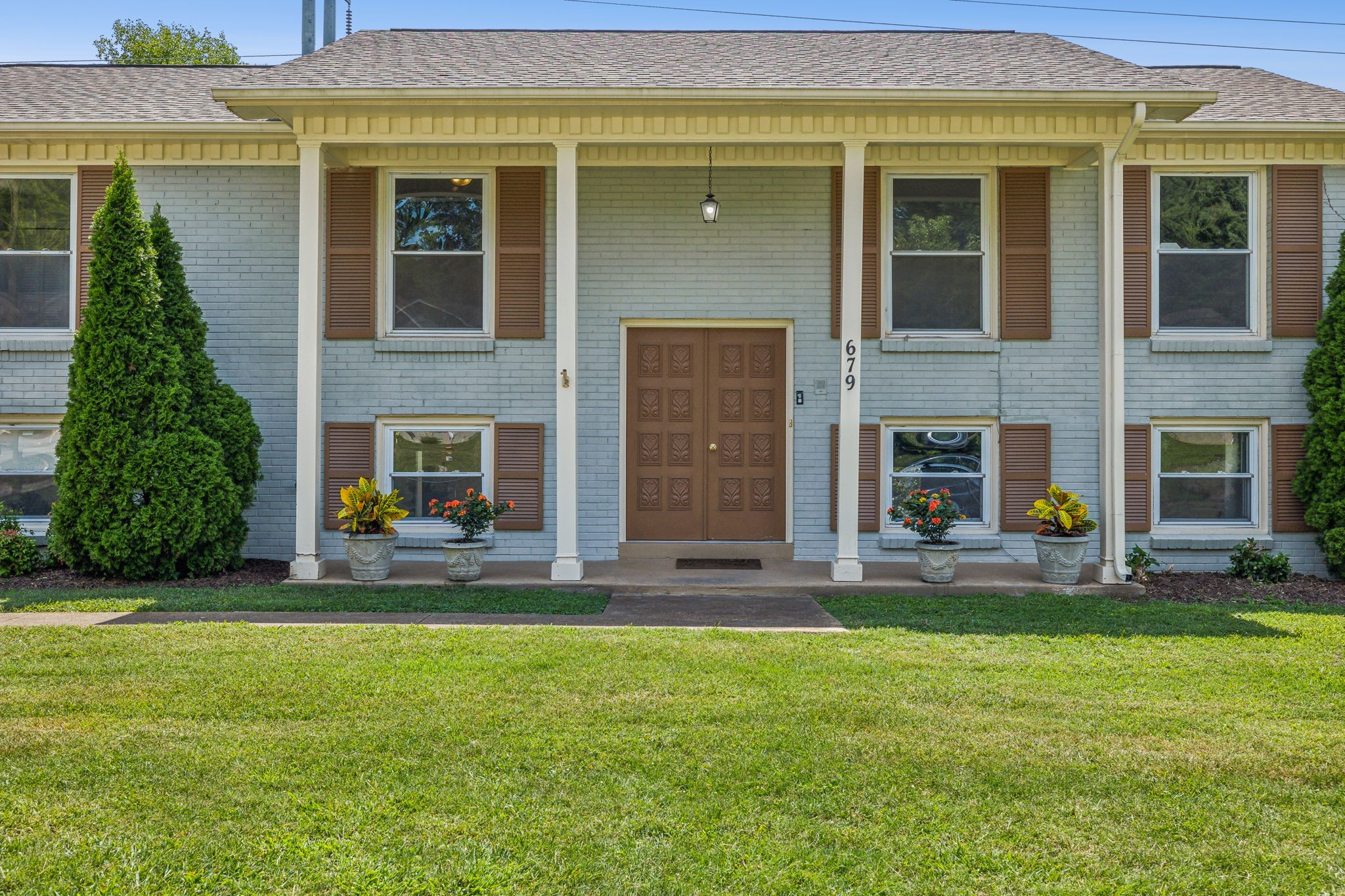 Huntington Pkwy, Nashville, TN 37211