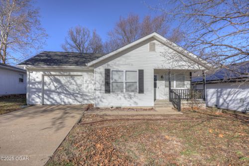 3017 W 16th St, Joplin, MO, 64801-3554 | Card Image