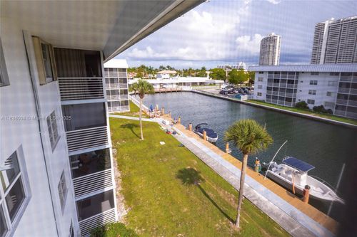 apt-411-3551 Ne 169th St, North Miami Beach, FL, 33160-3273 | Card Image