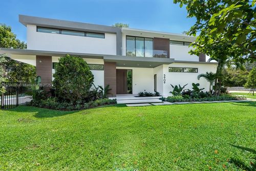 5909 Sw 76th St, South Miami, FL, 33143-5155 | Card Image