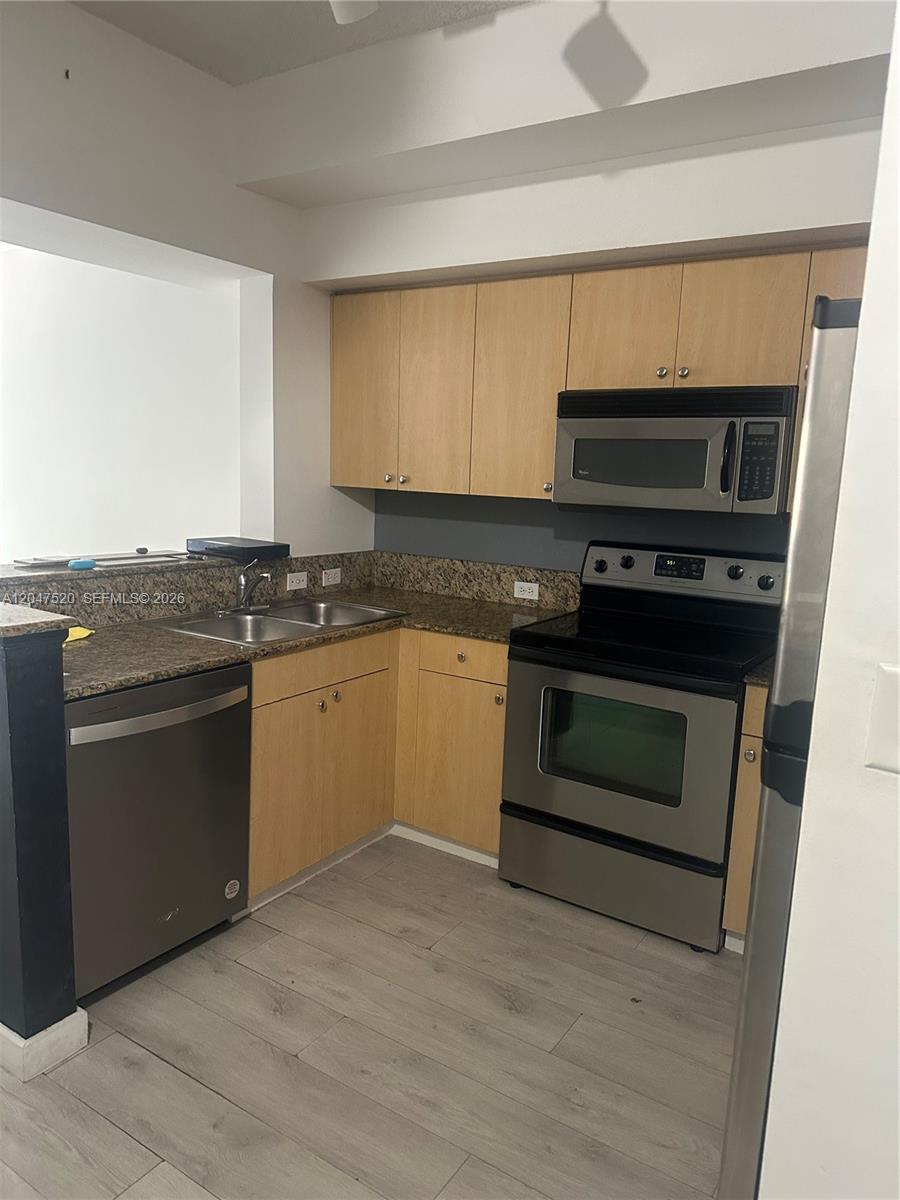 Residential Lease in Aventura 5