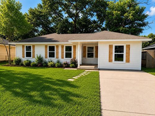 3208 Grant St, Pasadena, TX, 77503-1363 | Card Image