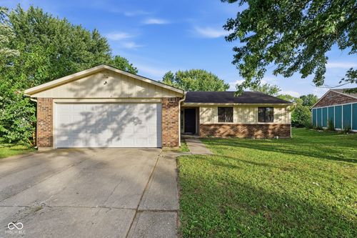 3735 Valley Lake Dr, Indianapolis, IN, 46227-9745 | Card Image