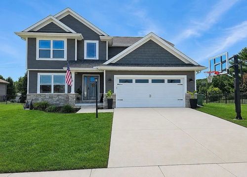 705 Red Bud Dr, Mahomet, IL, 61853-9654 | Card Image
