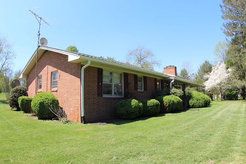 11830 Ararat Hwy, Claudville, VA, 24076-3470 | Card Image